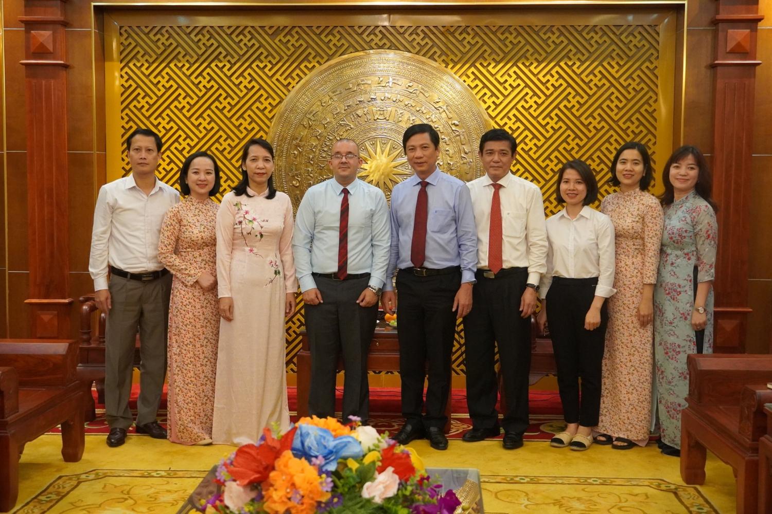 Phó Chủ tịch UBND tỉnh Hoàng Nam tiếp và làm việc với Phó Đại sứ Cộng hòa Cuba tại Việt Nam