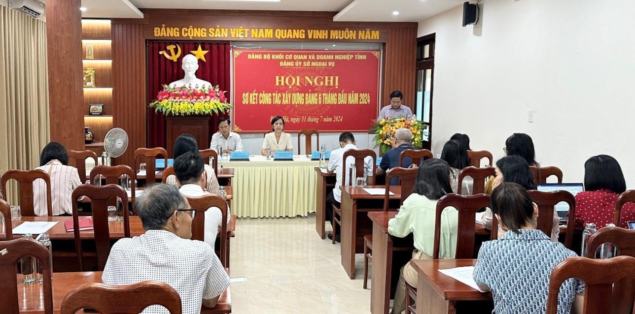 Hội nghị sơ kết công tác xây dựng Đảng 6 tháng đầu năm 2024 và quán triệt Các văn bản chỉ đạo đảng...