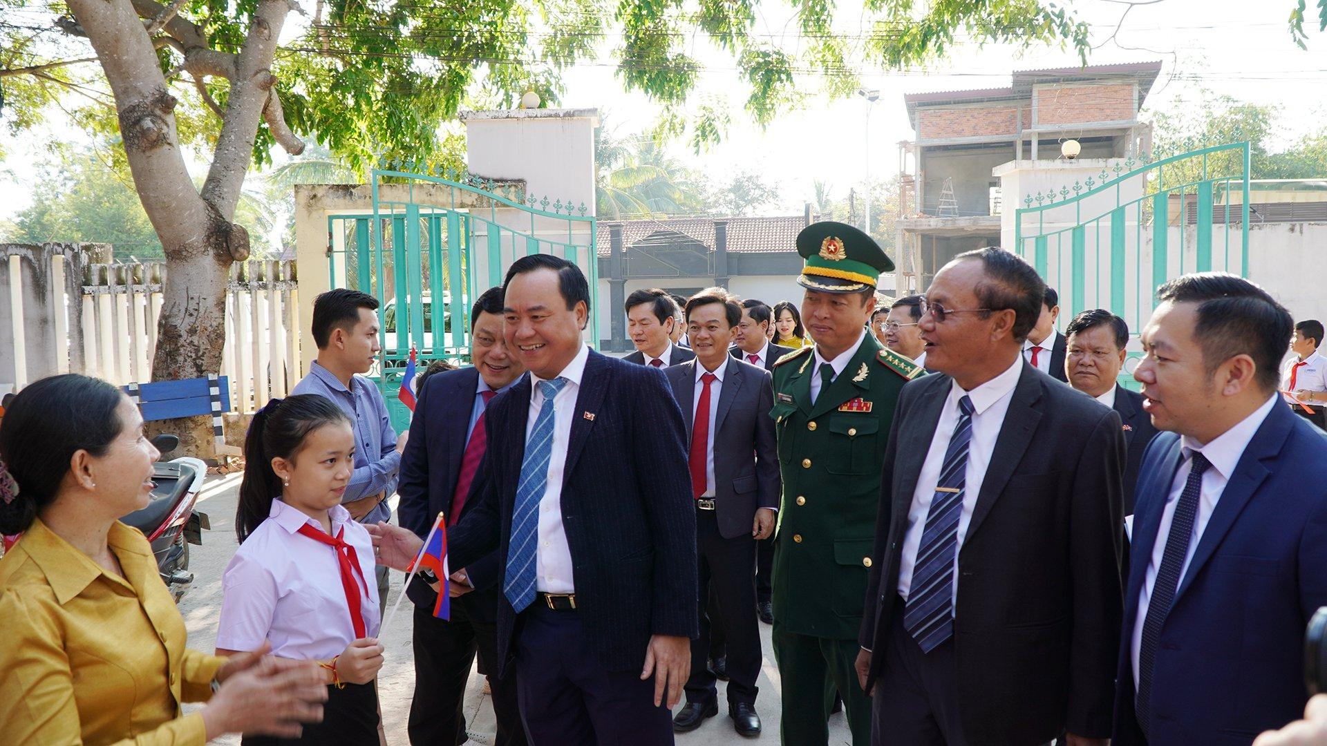 Đoàn công tác tỉnh Quảng Trị thăm và làm việc tại tỉnh Sê Kông, nước CHDCND Lào